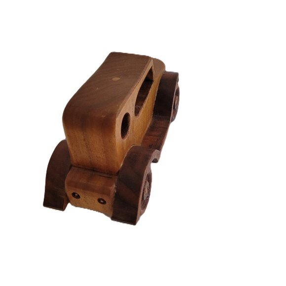 Hand-carved Small Wood Car Movable Wheels Home Decor Children Toys - Picture 7 of 8